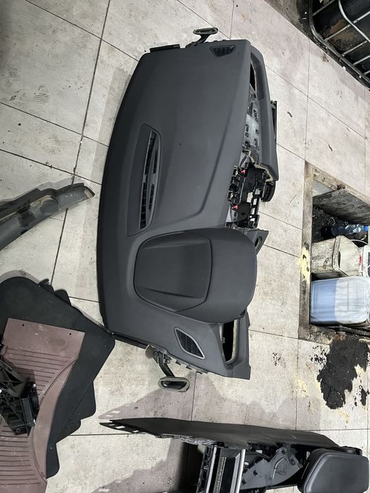 Арматурно табло бмв ф46 гран тоурер ( armaturno tablo bmw f46 gran tou