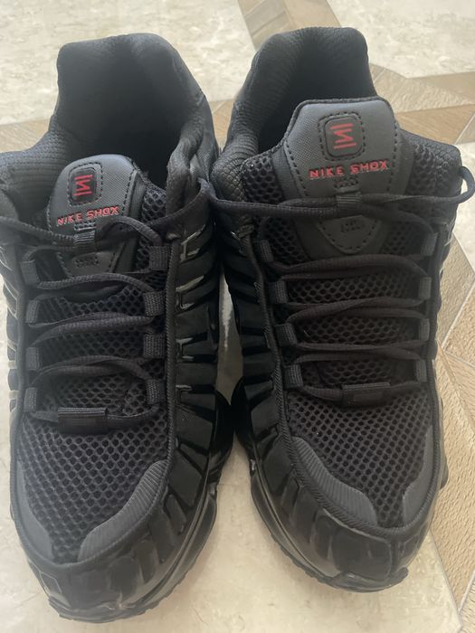 Nike shox marimea 43
