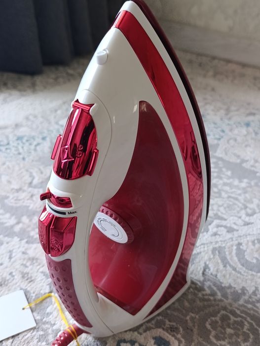 Продам утюг новый