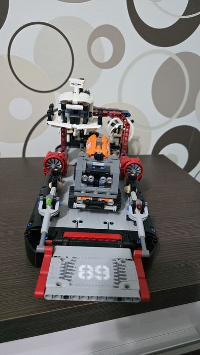 LEGO Technic 42076 Hovercraft (Aeroglisor) + Camion - Construit - Orad
