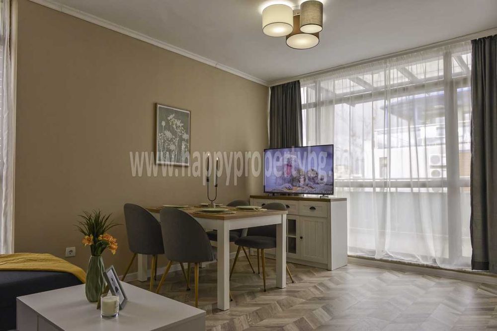 Продава се Двустаен апартамент в к.к. Слънчев бряг - 65 кв.м за 1193 €/кв.м - Снимка #2