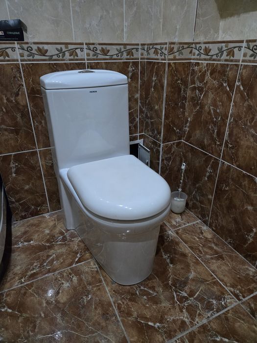 Продам унитазы б/у