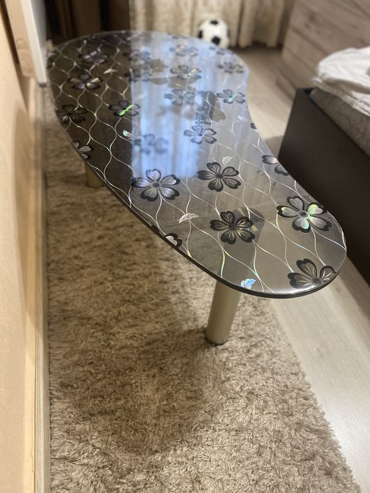 Холна маса (стъклена)