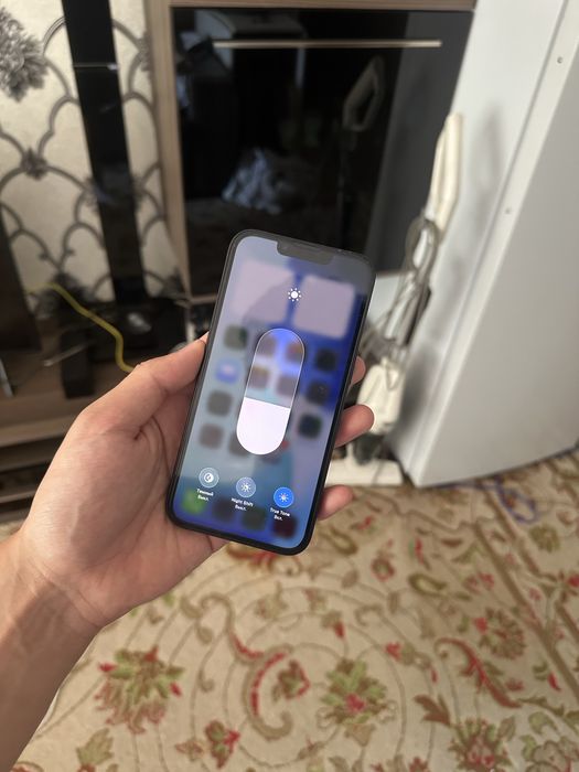 Продаю iPhone 13 в новом состояние