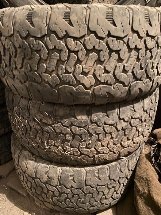 Продам шины на авто