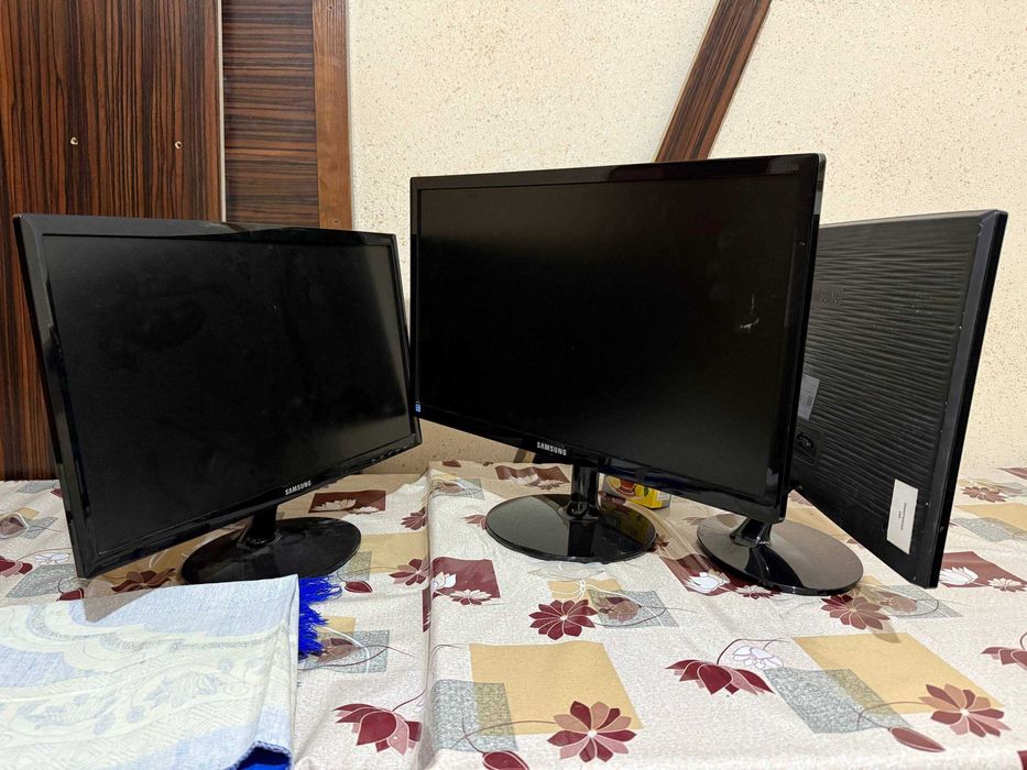 Samsung Monitor 22-24 sotiladi