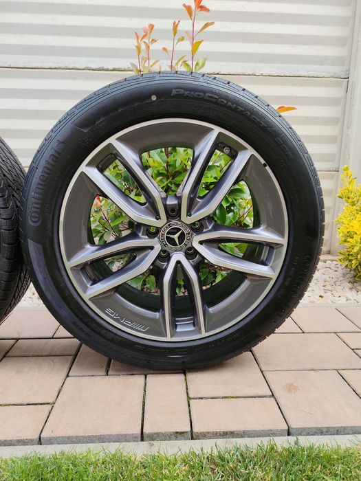 Jante Mercedes GLA  GLB X247 originale pe 19 Amg noi anvelope all season continental