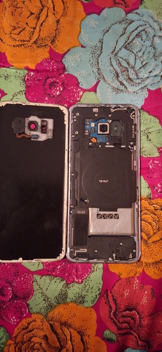 Продаю samsung galaxy s8 plus