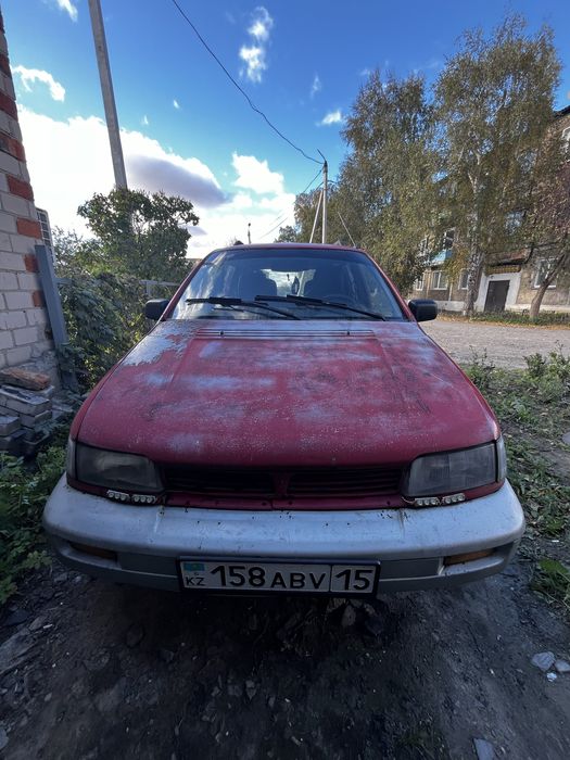 Продам автомобиль Mitsubishi Space Runner