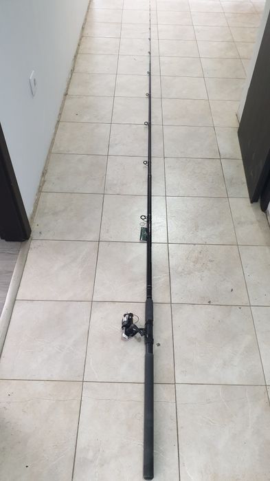 Въдица фидер три части 4.5м комплект с макара 3 лагера