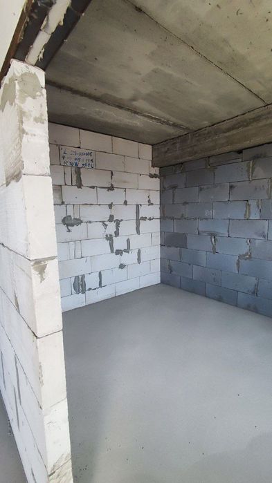 Срочно!!! Продаётся квартира...Центр Ферганы