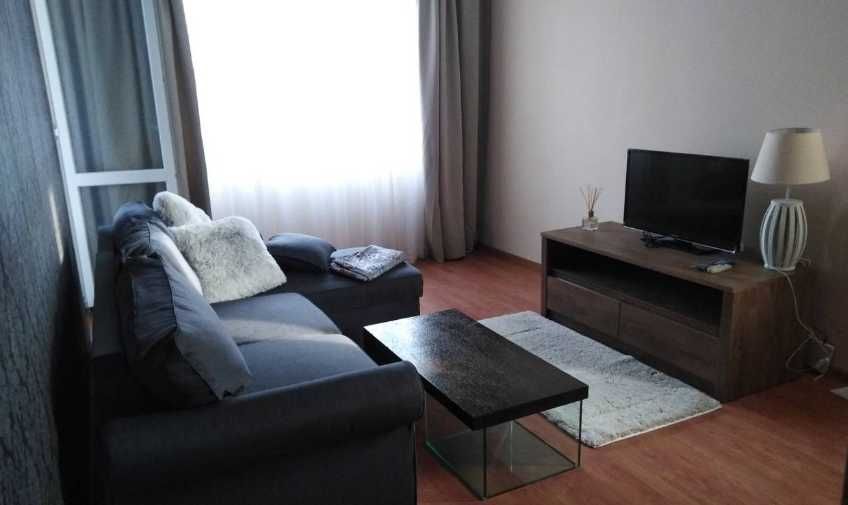 Дава се под наем Двустаен апартамент в Бургас, Славейков - 57 кв.м за 210 € - Снимка #7