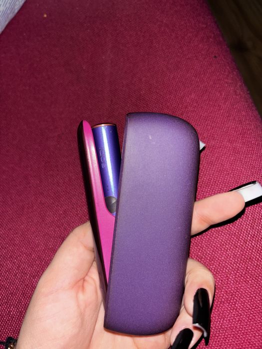 iqos mov editie limitata