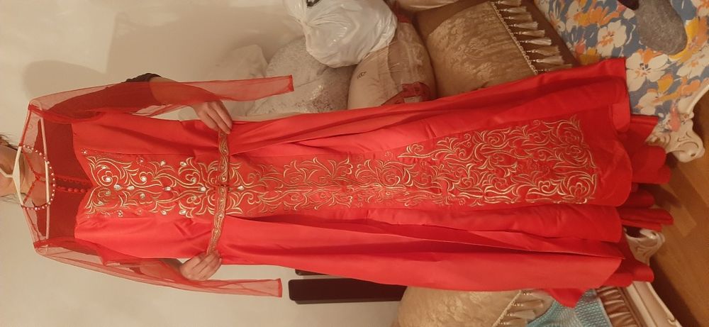 Продам вечернее платье