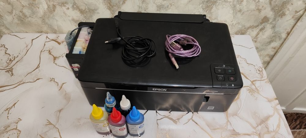 МФУ Epson L200 цветной.