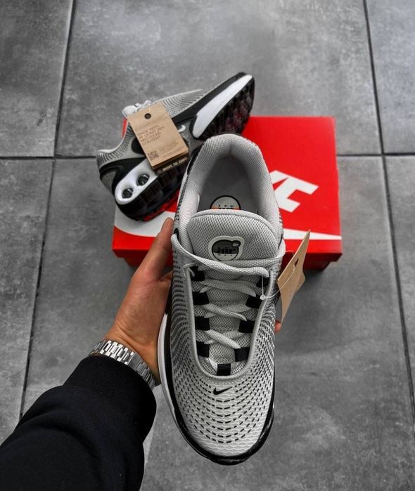 Маратонки Nike Air max Dn
