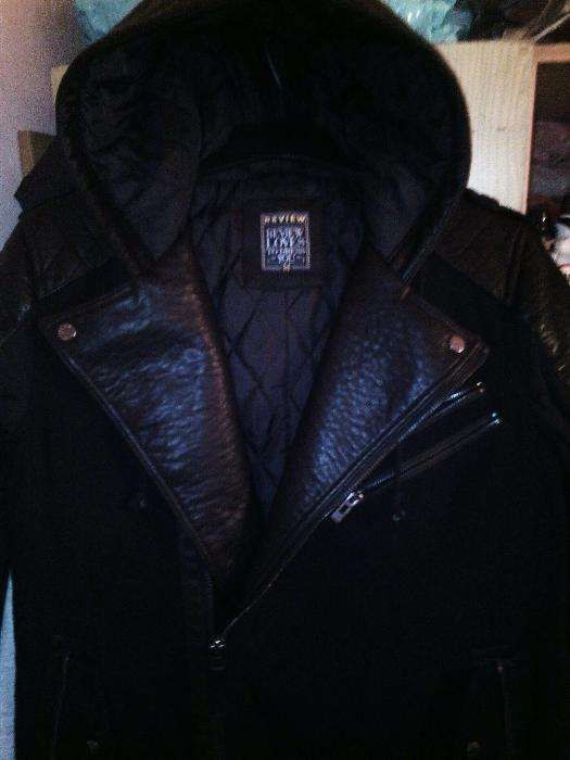 Vand haina PARKA noua.Mărime M.calitate import Germania.