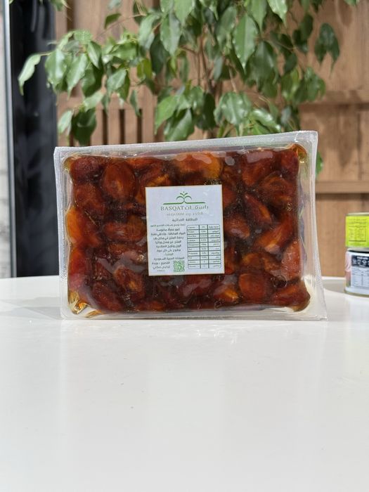 Финики в собственном саку,производства Саудовской Аравии