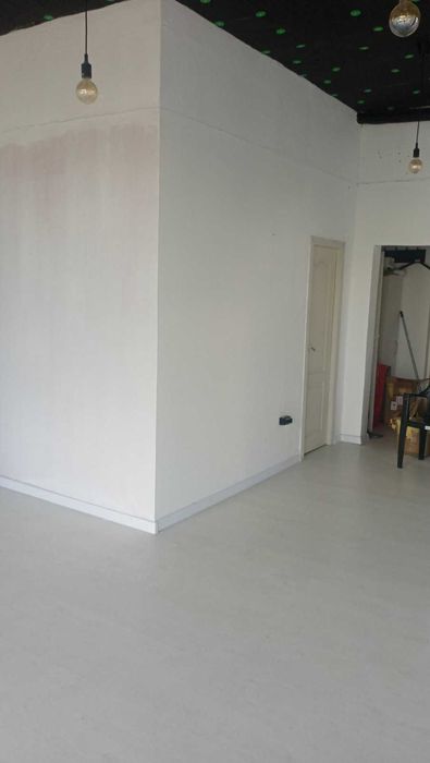 Дава се под наем Офис в Бургас, Зорница - 65 кв.м за 306 € - Снимка #2