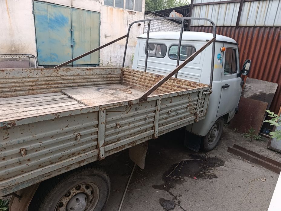 УАЗ 3303 бортовой