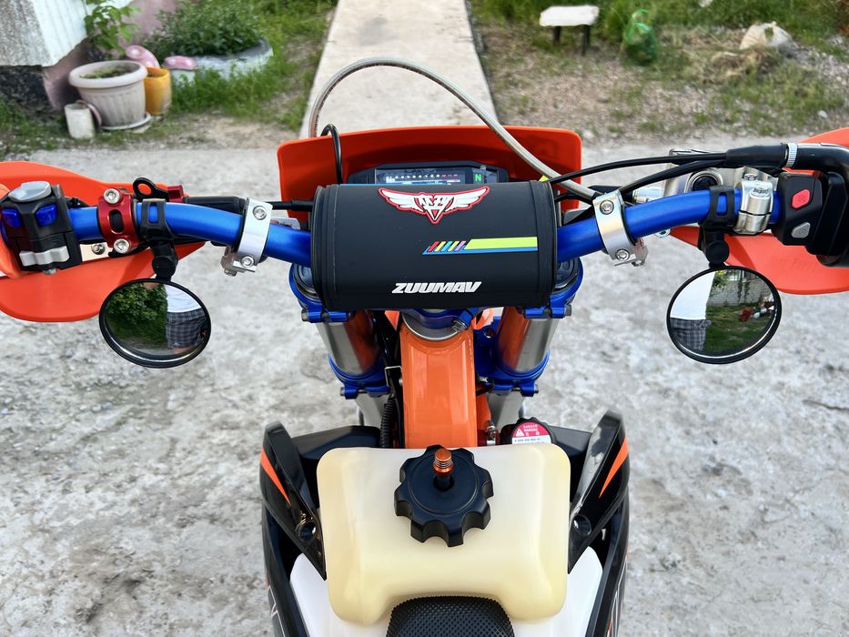 Мотоцикл Zuumav K8 NB300