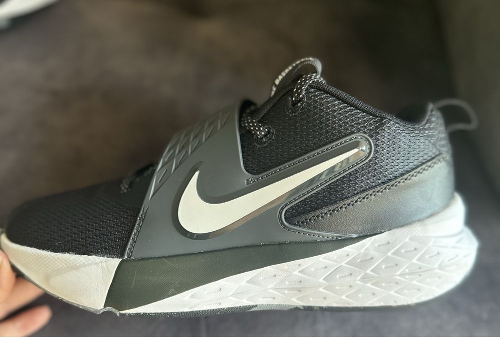 Nike високи обувки