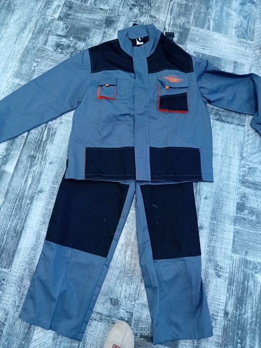 Работно облекло има размери