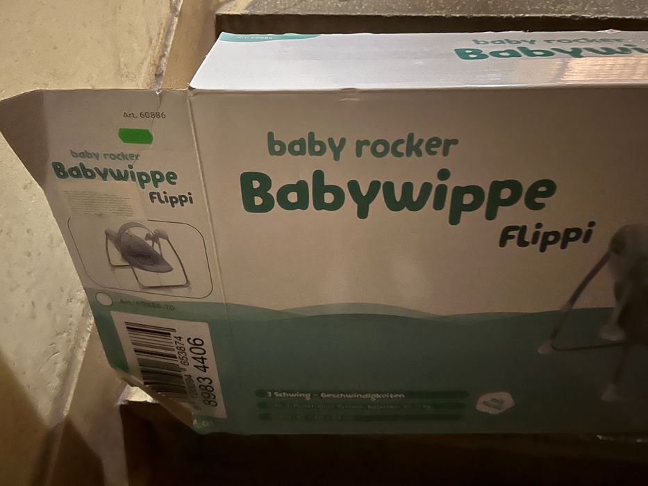 Leagăn muzical pentru copii