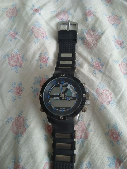 Часы электронные. Немецкие