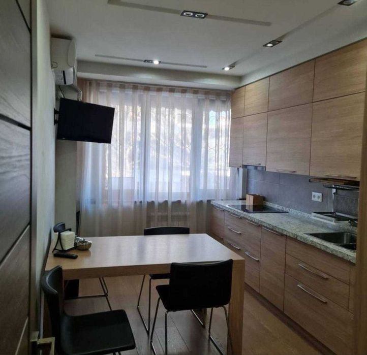 Мирабадский р! 2х ком. кв. со свежим ремонтом Ойбек метро / Кафе BON!