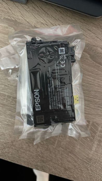 Cartus imprimata rosu, galben, albastru si negru. 30 lei bucata