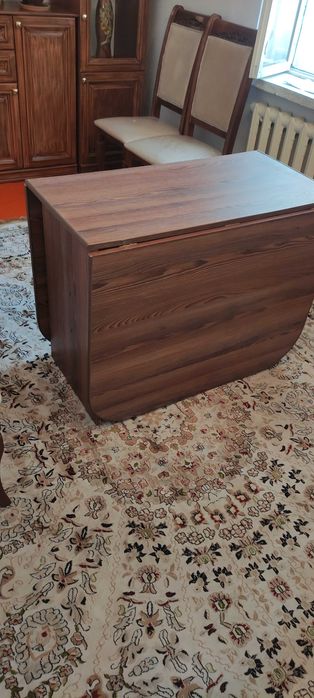 ТВ группа(тумба), стол и стулья сатылады/продается