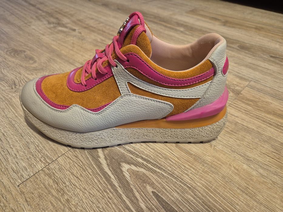 Дамски маратонки Daris