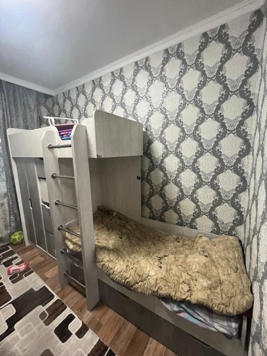 Двухярустная кровать