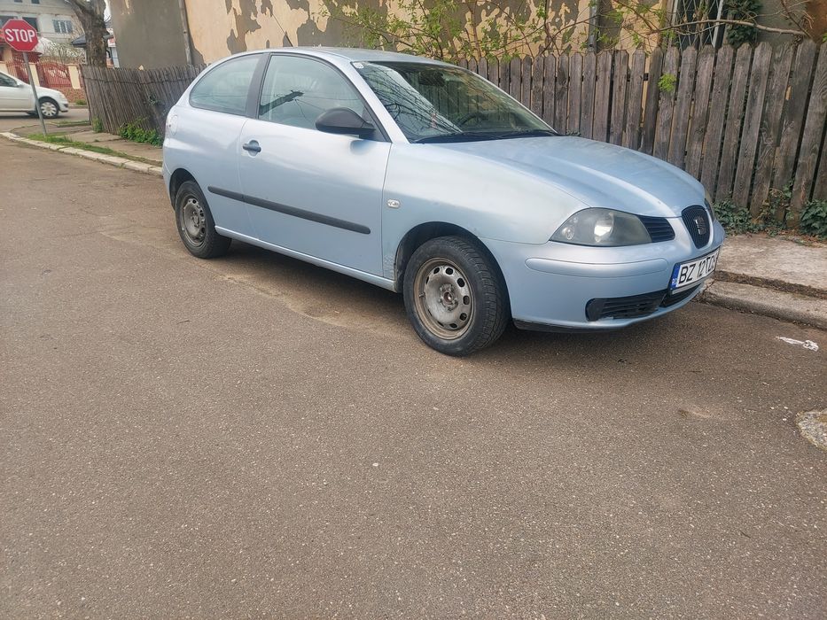 Seatt ibizta an  2004   acte valabile 1.2 benzina  km 197000