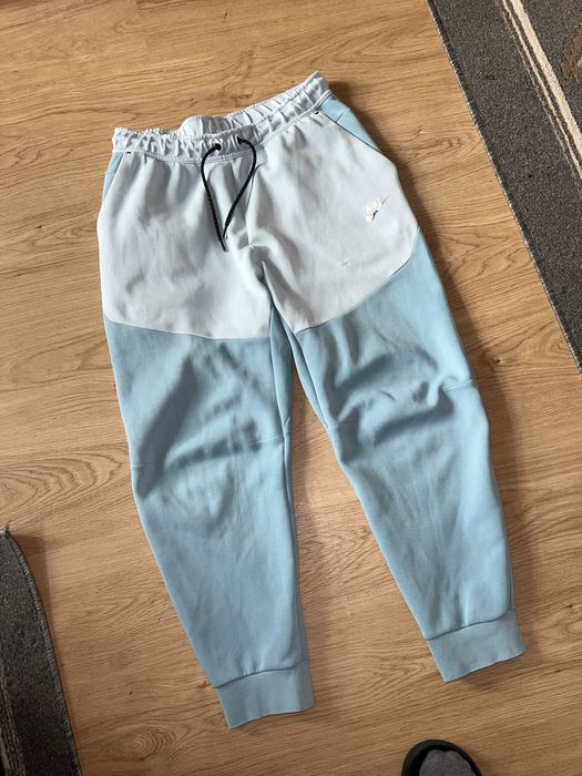 pantaloni nike tech vintage