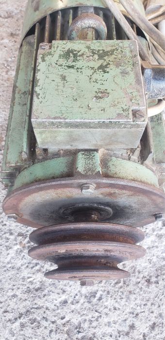 Motor electric 3kw monofazat 220w