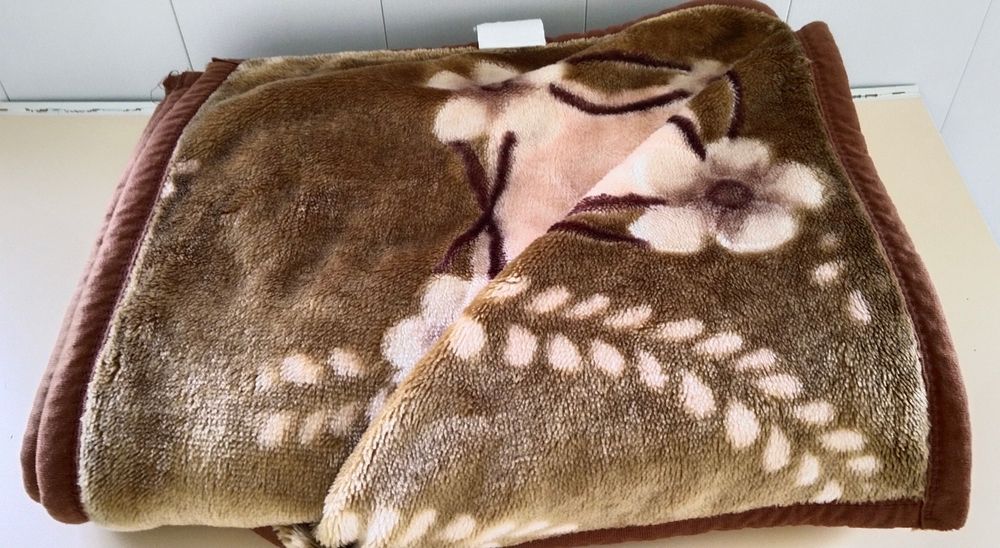 Тёплое одеяло односпальное