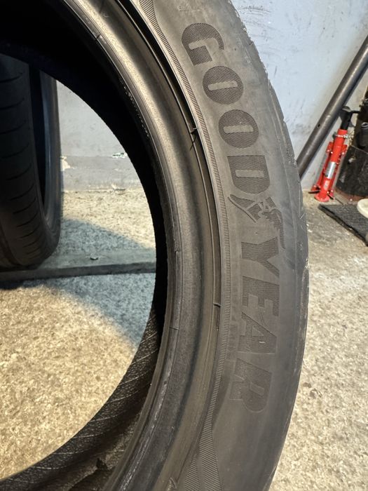 Гуми 245/40/18 и 225/45/18 GOOD YEAR Eagle F1