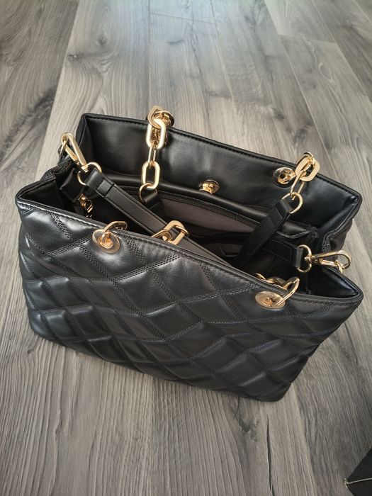 Geanta Mohito ca noua