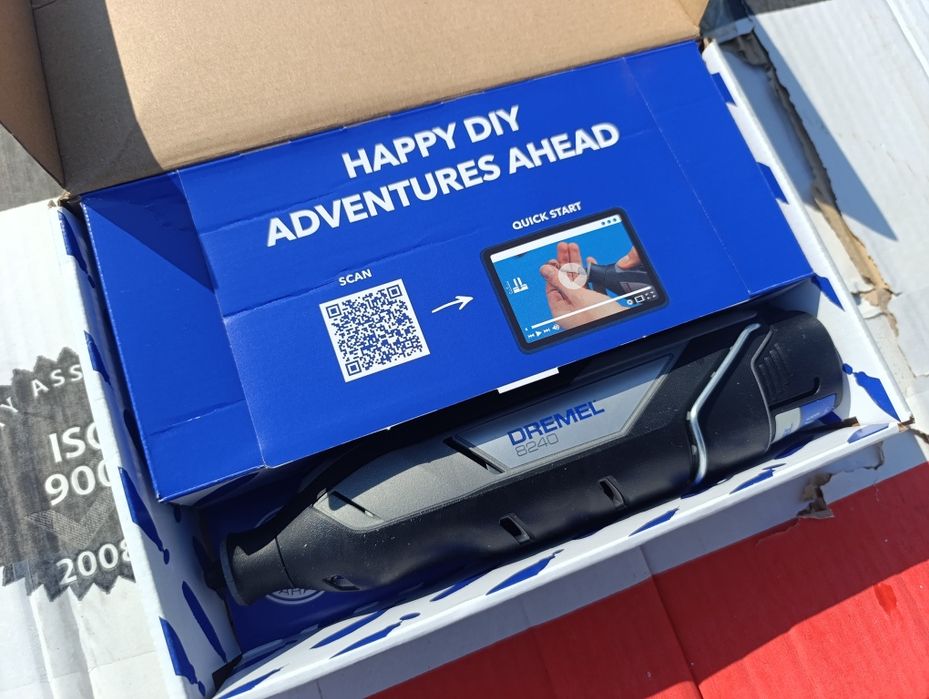 Акумулаторен мултишлайф Дремел 8240 / Dremel 8240