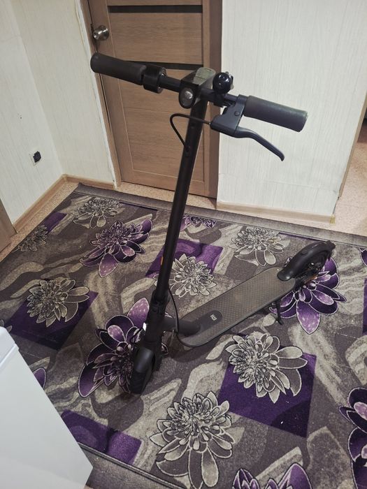 Продам электросамокат