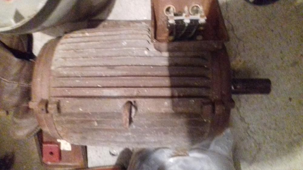 Vand motoare electrice trifazate 45kw 5kw7,5kw, 15kw, 4kw,22kw