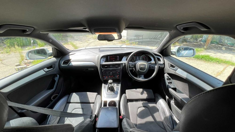 Dezmembrez/Dezmembrari AUDI A4 B8 S-line 1.8 TFSi CDHB EURO 5 (2010)