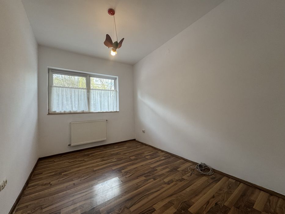 Apartament 3 camere in Vila Padure Floresti