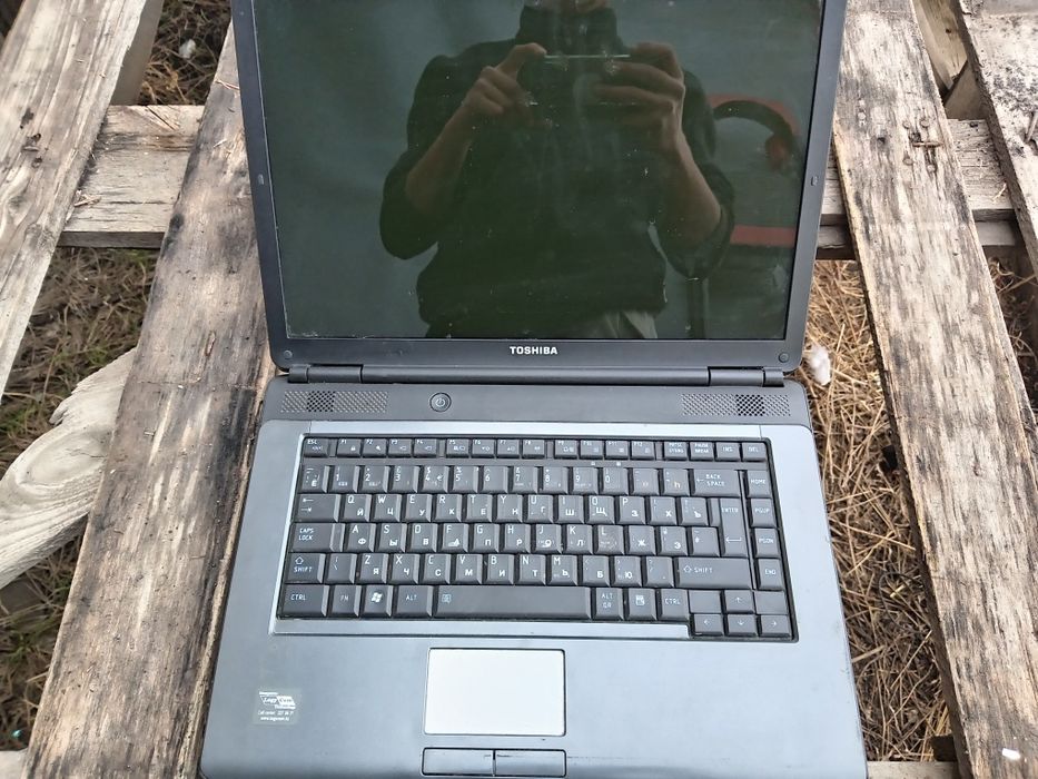 Ноутбук Toshiba Win7