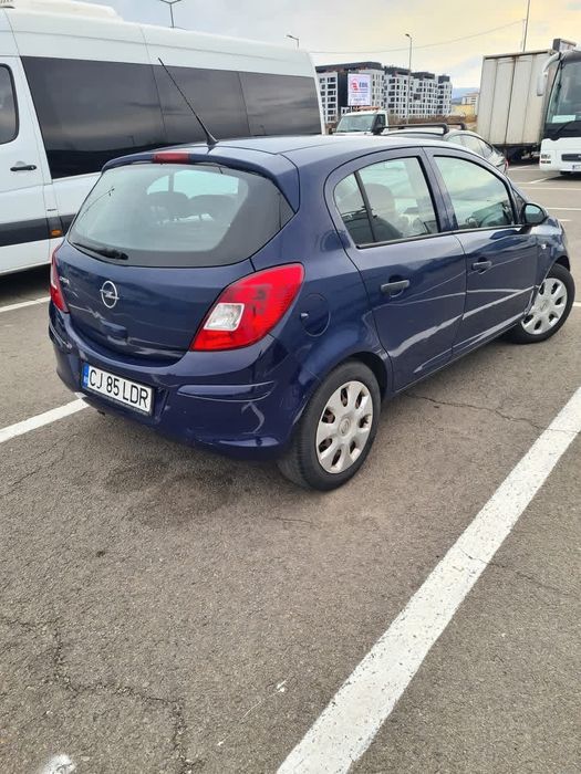 i am selling opel corsa 1.2 benzina
