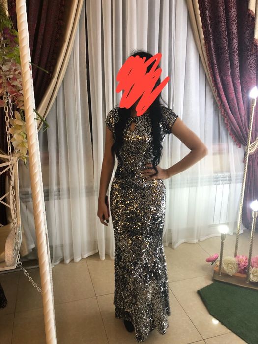 Вечернее длинное платье