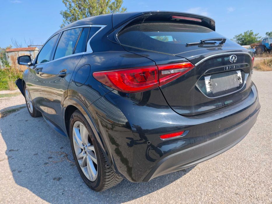 На части Infinity QX30 OM608 K9K много запазен 97000