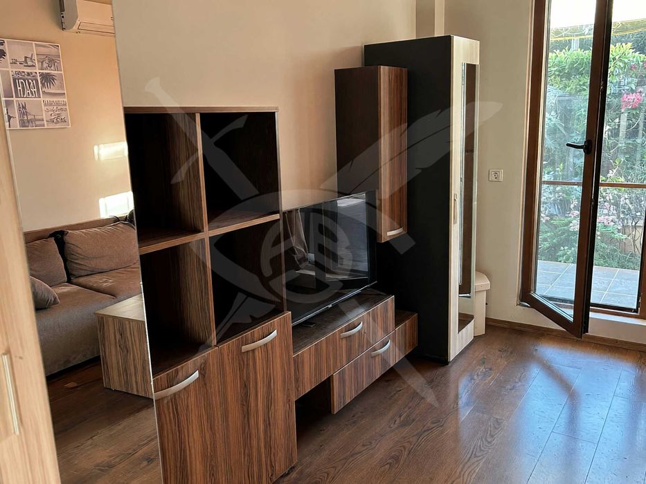 Продава се Двустаен апартамент в Бургас, Сарафово - 68 кв.м за 2059 €/кв.м - Снимка #1